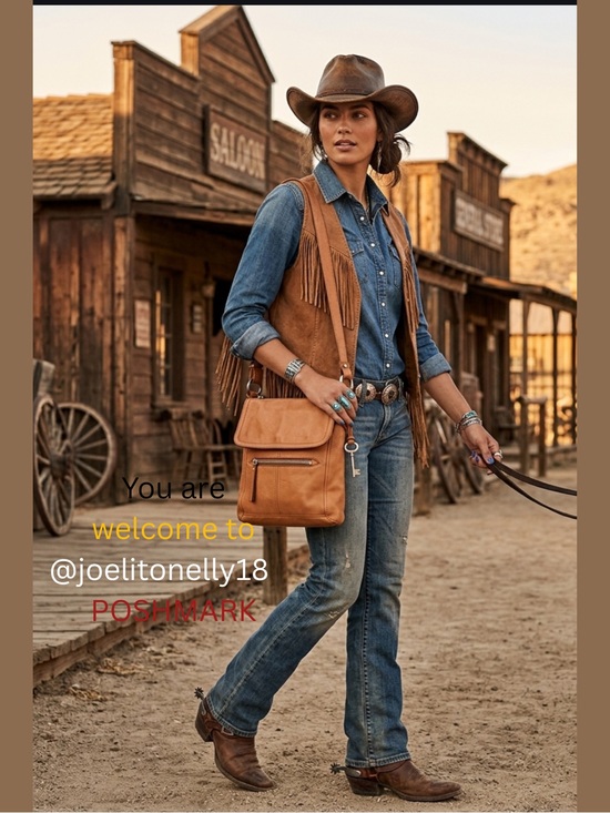 Fossil Handbags - Fossil Tan Leather Crossbody Bag with Front Zip Pocket